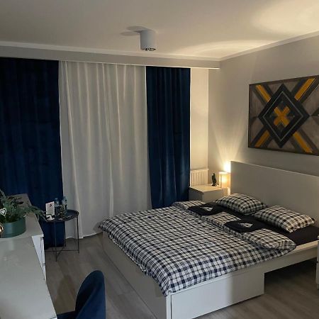 Apartament Korner Chelmonskiego Сьрем Экстерьер фото